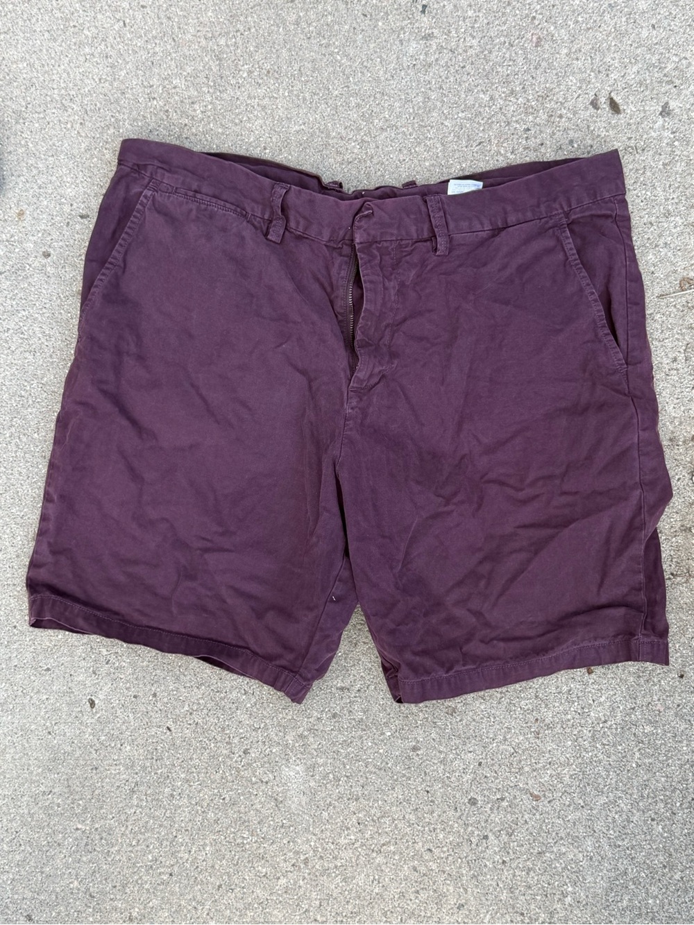 Old Navy Men's Plum Flat-Front Chino Shorts